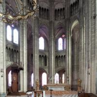 Cathédrale Saint-Étienne de Bourges - Interior, chevet, hemicycle looking northeast