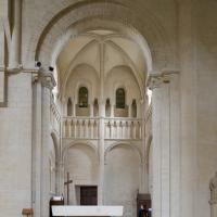 Église de la Trinité de Caen - Interior, crossing and north transept from south transept