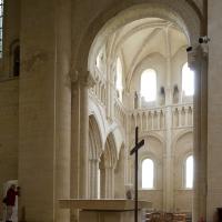 Église de la Trinité de Caen - Interior, crossing and south transept