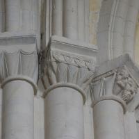 Église de la Trinité de Caen - Interior, nave, north clerestory, vaulting shaft capitals