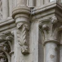 Église Saint-Étienne de Caen - Interior, chevet, north arcade, vaulting shaft corbel