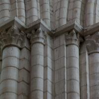 Église Saint-Étienne de Caen - Interior, chevet, northeast crossing pier capitals