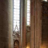 Église Saint-Nazaire de Carcassonne - Interior, north transept, chapels, looking north