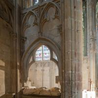 Église Saint-Nazaire de Carcassonne - Interior, north transept, chapel, looking southeast