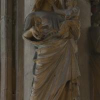 Église Saint-Nazaire de Carcassonne - Interior, crossing, northeast crossing pier, sculpture