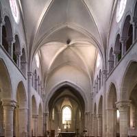 Église Saint-Saturnin de Champigny-sur-Marne - Interior, nave looking east