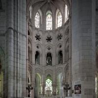 Église Saint-Sulpice de Chars - Interior, east chevet and crossing