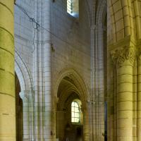 Église Saint-Sulpice de Chars - Interior, nave elevation from south aisle