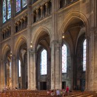 Cathédrale Notre-Dame de Chartres - Interior, north nave elevation looking west