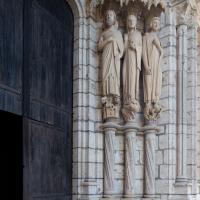 Cathédrale Notre-Dame de Chartres - Exterior, north transept, west portal, right jambs