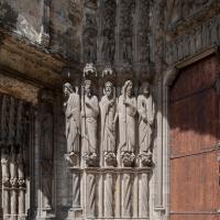 Cathédrale Notre-Dame de Chartres - Exterior, south transept, center portal, left jambs