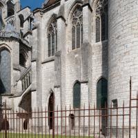 Cathédrale Notre-Dame de Chartres - Exterior, axial chapel, north elevation