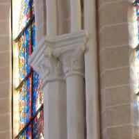 Cathédrale Notre-Dame de Chartres - Interior, chevet, south clerestory, vaulting shaft capitals