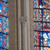Cathédrale Notre-Dame de Chartres - Interior, chevet, hemicycle, clerestory, vaulting shaft capital