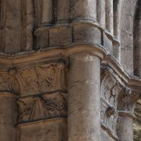 Cathédrale Notre-Dame de Chartres - Interior, south transept, east arcade, pier capital