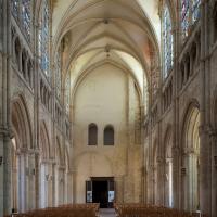 Église Saint-Père-en-Vallée de Chartres - Interior, nave elevation looking west