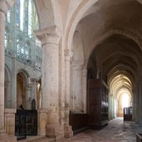Église Saint-Père-en-Vallée de Chartres - Interior, south nave aisle looking east