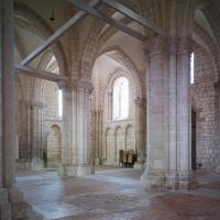 Église de la Madeleine de Châteaudun - Interior, north inner nave aisle looking northwest