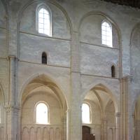 Église de la Madeleine de Châteaudun - Interior, south nave elevation, portal