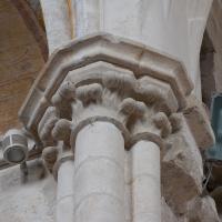 Église Saint-Martin de Clamecy - Interior, nave, south clerestory, vaulting shaft capitals
