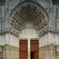 Église Saint-Martin de Clamecy - Exterior, western frontispiece, portal