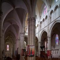 Église Saint-Martin de Clamecy - Interior, north nave aisle looking southeast