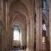 Église Saint-Martin de Clamecy - Interior, south chevet aisle looking southeast