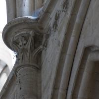 Cathédrale Notre-Dame de Coutances - Interior, chevet, south aisle, south clerestory, vaulting shaft capital