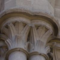 Cathédrale Notre-Dame de Coutances - Interior, south transept, south arcade, shaft capitals