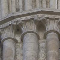Cathédrale Notre-Dame de Coutances - Interior, nave, north clerestory, vaulting shaft capitals