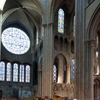 Église Notre-Dame de Dijon - Interior, north transept and chevet elevation form south transept