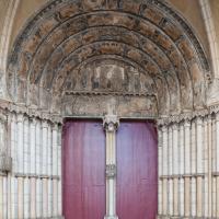 Église Notre-Dame de Dijon - Exterior, narthex, center portal