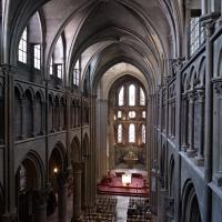 Église Notre-Dame de Dijon - Interior, nave looking northeast, triforium level