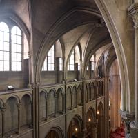 Église Notre-Dame de Dijon - Interior, north nave elevation, clerestory level, seen from south nave clerestory looking northeast