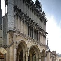 Église Notre-Dame de Dijon - Exterior, western frontispiece, looking southeast