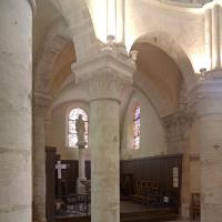 Église Sainte-Marie-Madeleine de Domont - Interior, chevet looking southeast through ambulatory, into apse