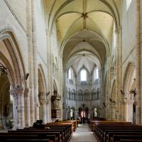 Église Saint-Martin d'Étampes - Interior, nave looking toward chevet