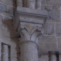 Église Saint-Martin d'Étampes - Interior, chevet, hemicycle, clerestory, capital