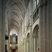 Cathédrale Notre-Dame d'Évreux - Interior, north nave elevation looking west to organ loft