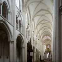 Église de la Trinité de Fécamp - Interior, north nave elevation looking east