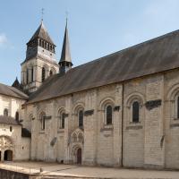 Abbaye de Fontevrault - Exterior, north nave elevation and north transept