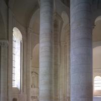 Abbaye de Fontevrault - Interior, chevet, north ambulatory looking southeast