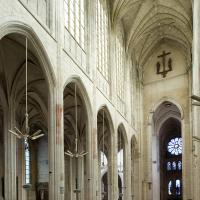Église Saint-Gervais-Saint-Protais de Gisors - Interior, north nave elevation looking east