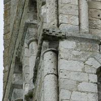 Abbaye de Jumièges - Exterior, western frontispiece, south tower, shaft