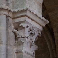 Cathédrale Saint-Mammès de Langres - Interior, nave, south arcade, pier capital