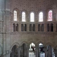 Cathédrale Saint-Mammès de Langres - Interior, south chevet, triforium level, looking northeast