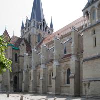 Cathédrale Notre-Dame de Lausanne - Exterior, north nave elevation looking southeast
