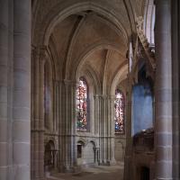 Cathédrale Notre-Dame de Lausanne - Interior, chevet, north ambulatory looking east