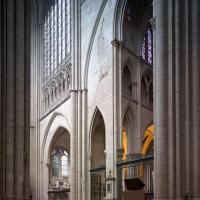 Cathédrale Saint-Julien du Mans - Interior, north transept, eastern side