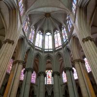 Cathédrale Saint-Julien du Mans - Interior, hemicycle looking up